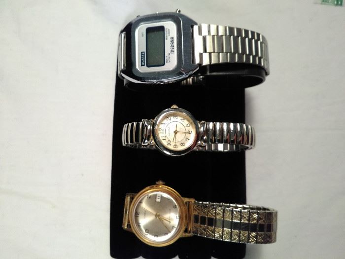 lot of 3 wrist watches , Timex , watch it, Medana https://ctbids.com/#!/description/share/125129