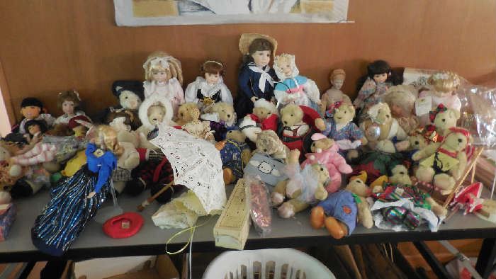 Madame Alexander, Vintage doll, Barbie, Boyd Bears, etc