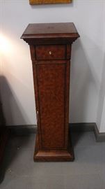 Theodore alexander pedestal. 