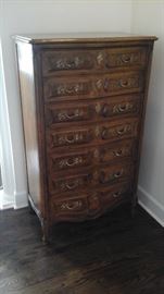Henredon Villandry French seven drawer chest.