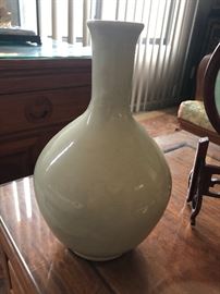 Vase - Chinese Antique 