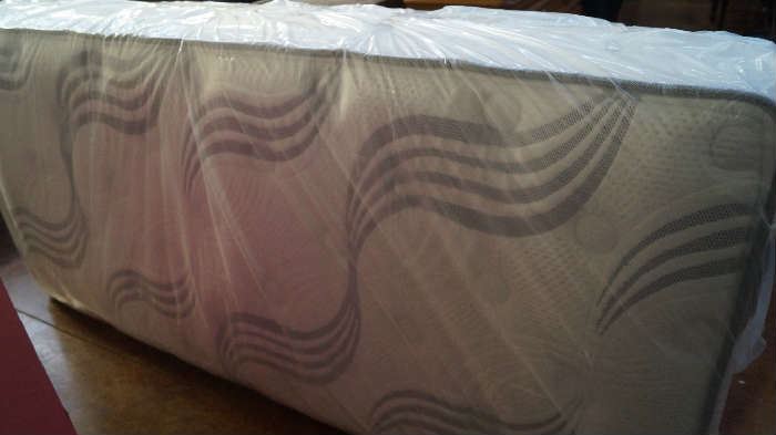 NEW twin xl mattress