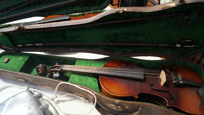 violin or fiddle