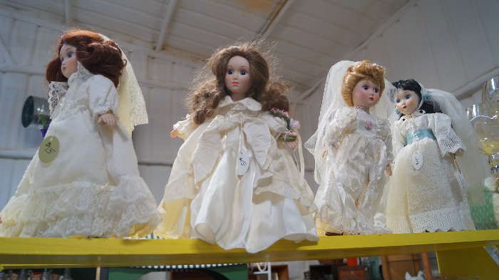 Danberry Mint Bridal dolls