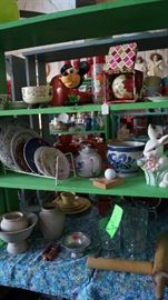 plates, pottery, décor, Fitz and Floyd Bunny pitcher