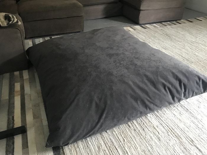 Extremely large bean bag cushion