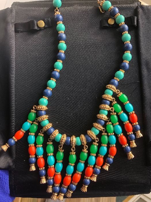 Another unsigned beauty, Hattie Carnegie perhaps?  Heavy glass bead necklace, the colors are so beautiful together!
