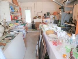 THIS GARAGE IS FULL OF GOODIES