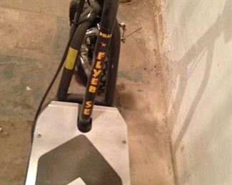 Currie Phat Flyer SE scooter