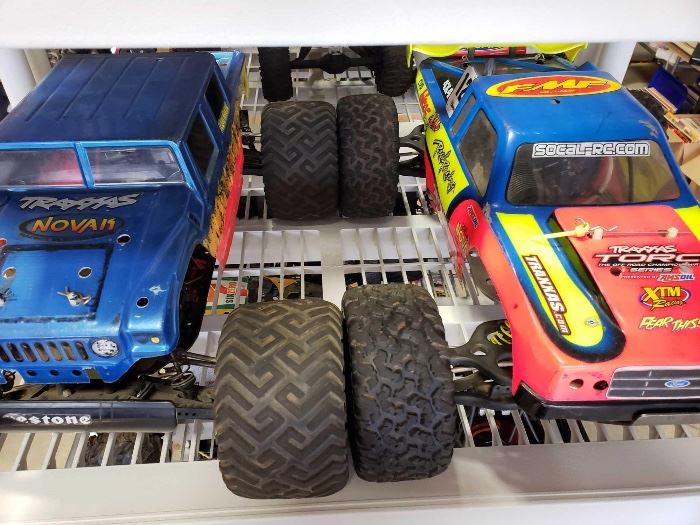 # 211 2 Electric Offroad RC Cars, 1 4WD 2 Electric Offroad RC Cars, 1 4WD