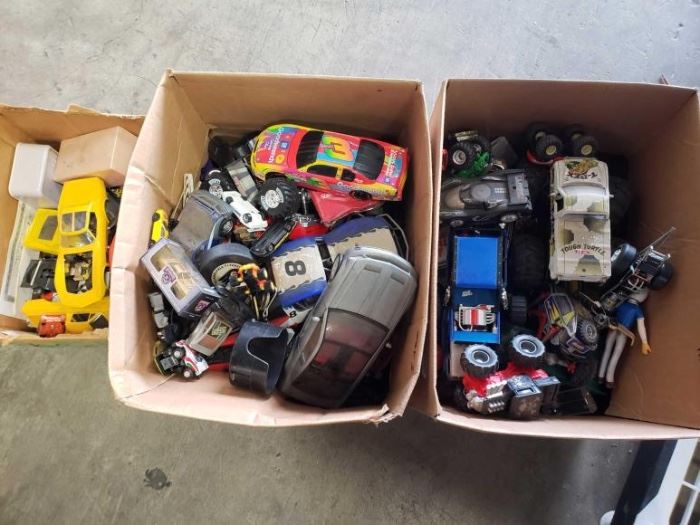 # 220 3 Boxes of Diecast and Model Cars with Other Collectable Cars 3 Boxes of Diecast and Model Cars with Other Collectable Cars
