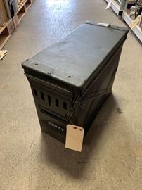 # 272 Large ammo can Large ammo can