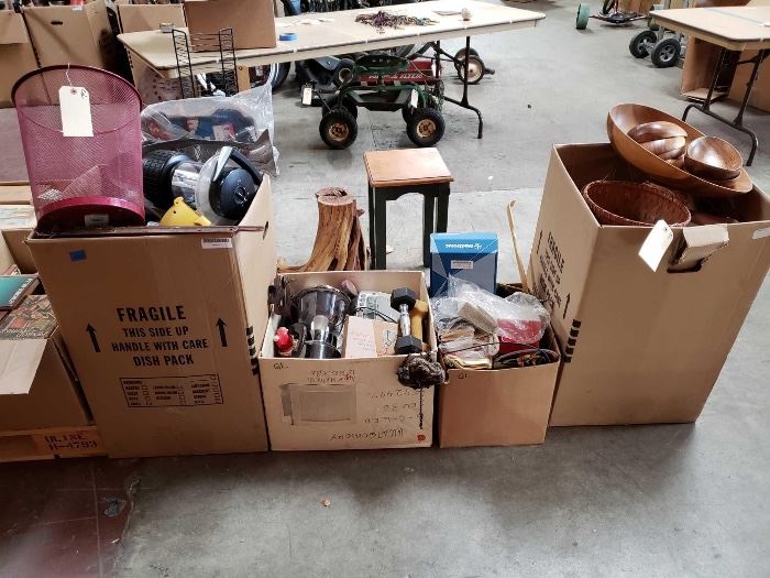 # 612 Baskets, New Avon Handbags, Paper Shredder, Various Electronics Baskets, New Avon Handbags, Paper Shredder, Various Electronics .
