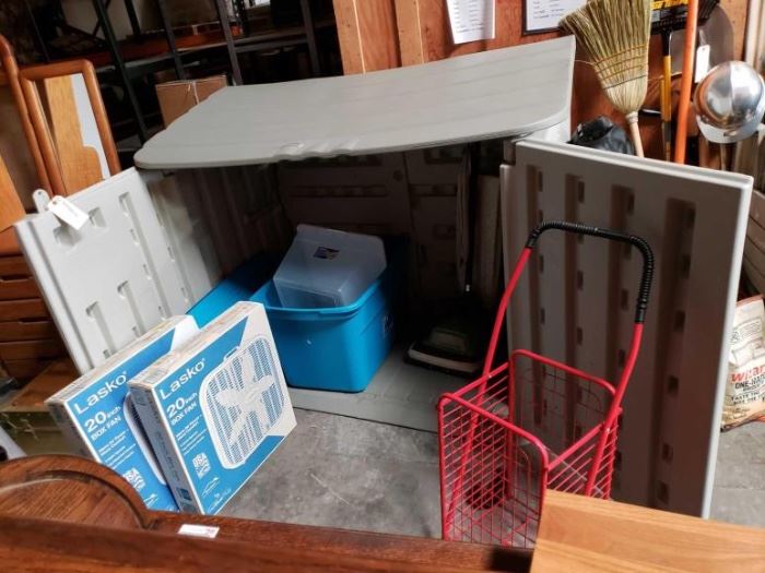 #716: Rubbermaid Outdoor Storage with New Fans, Vacuum, misc
Also comes with a red rolling cart vacuum to fans new in Box and to storage tubs with lidz Measures 51" tall And 59" long