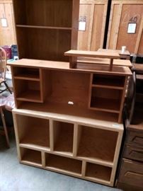# 722 Miscellaneous Shelving Approximately 5 pieces in miscellaneous sizes