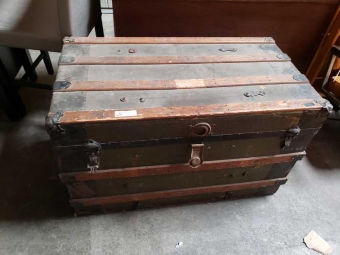#729: Vintage Trunk
Measures 24" tall 38" long one 21" deep