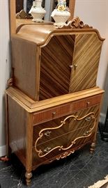 GORGEOUS, Antique Solid Wooden Chest of Drawers, with exquisite and ornate detailing