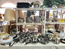 Lots of Pots & Pans and other small kitchen appliances