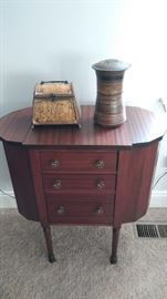 Martha Washington table.