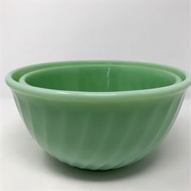 Jadeite Bowls (2) https://ctbids.com/#!/description/share/121229