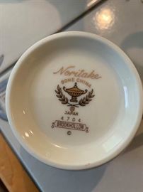 Noritake Brookhollow China Set