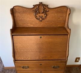 Antique Secretary Desk	52x30x14in	HxWxD