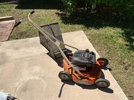 Briggs & Stratton Quantum Series 6.75 190cc Sensation Lawnmower	