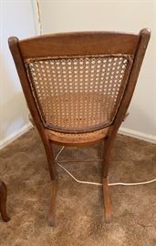 Antique Cane Rocking Chair	32X19X26IN	HxWxD