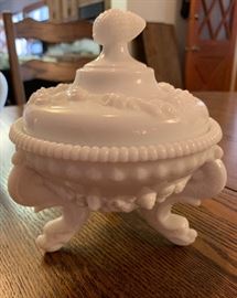 Westmoreland Milk Glass Argonaut Shell Lidded Dish	 