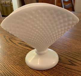 Westmoreland Milk Glass Vase Quilt Pattern	