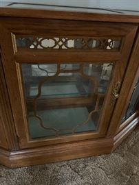Oak/Mirror/Glass Hall Cabinet	28x48x16in	HxWxD