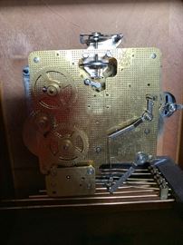 Howard Miller 612-437 Mantle Clock	