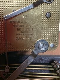 Howard Miller 612-437 Mantle Clock	