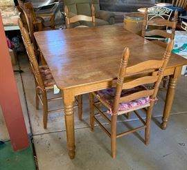 Antique Oak Table w/ 4 Chairs	