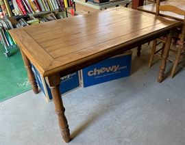 Country Oak Table 443	