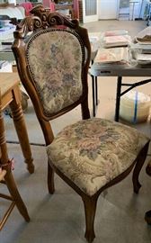 Antique Accent Chair Single