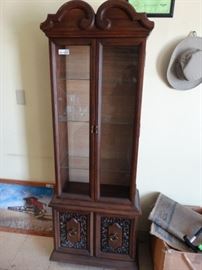 Lighted curio cabinet w 3 glass shelves