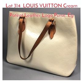 Lot 314 LOUIS VUITTON Cream Patent Leather Logo Purse. Eg