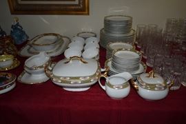 LIMOGES CHINA SET