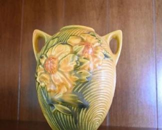 ROSEVILLE VASE (HAS A SMALL CHIP)