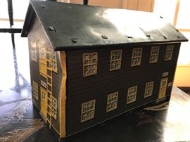  Vintage toy ~ army barracks 