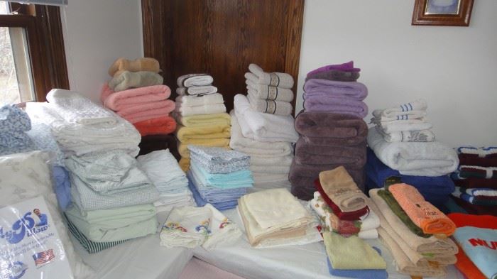 Towels, Linens 