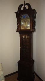 Boliva Grandmother clock, needs work