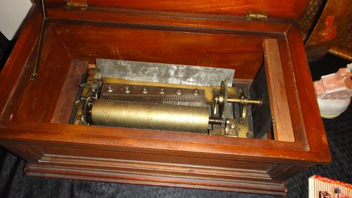 Music Box, Antique crank music box. 
