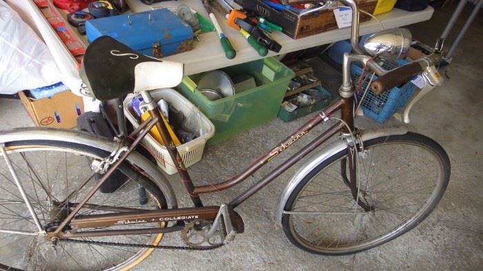 Vintage Schwinn Bikes 