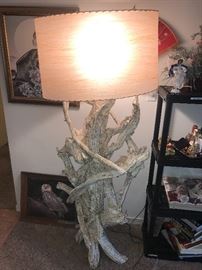 DRIFTWOOD FLOOR LAMP