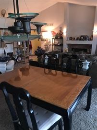 ASIAN STYLE DINING ROOM TABLE W/6 CHAIRS