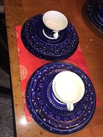 ARABIA OF FINLAND VALENCIA FINE CHINA SET