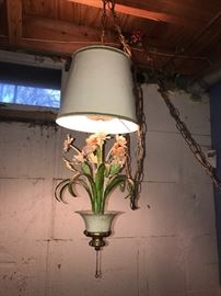 VINTAGE LIGHT / LAMP