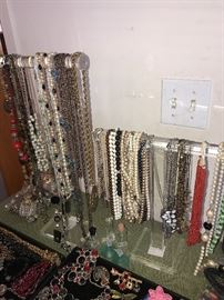 BEAUTIFUL COSTUME JEWELRY-BRACELETS, EARRINGS, NECKLACES, RINGS AND BROOCHES